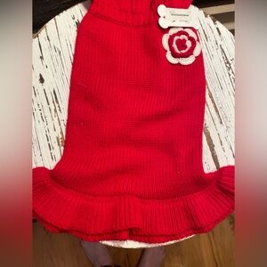 Red Knitted Pet Dress with Flower Accent
Size 14